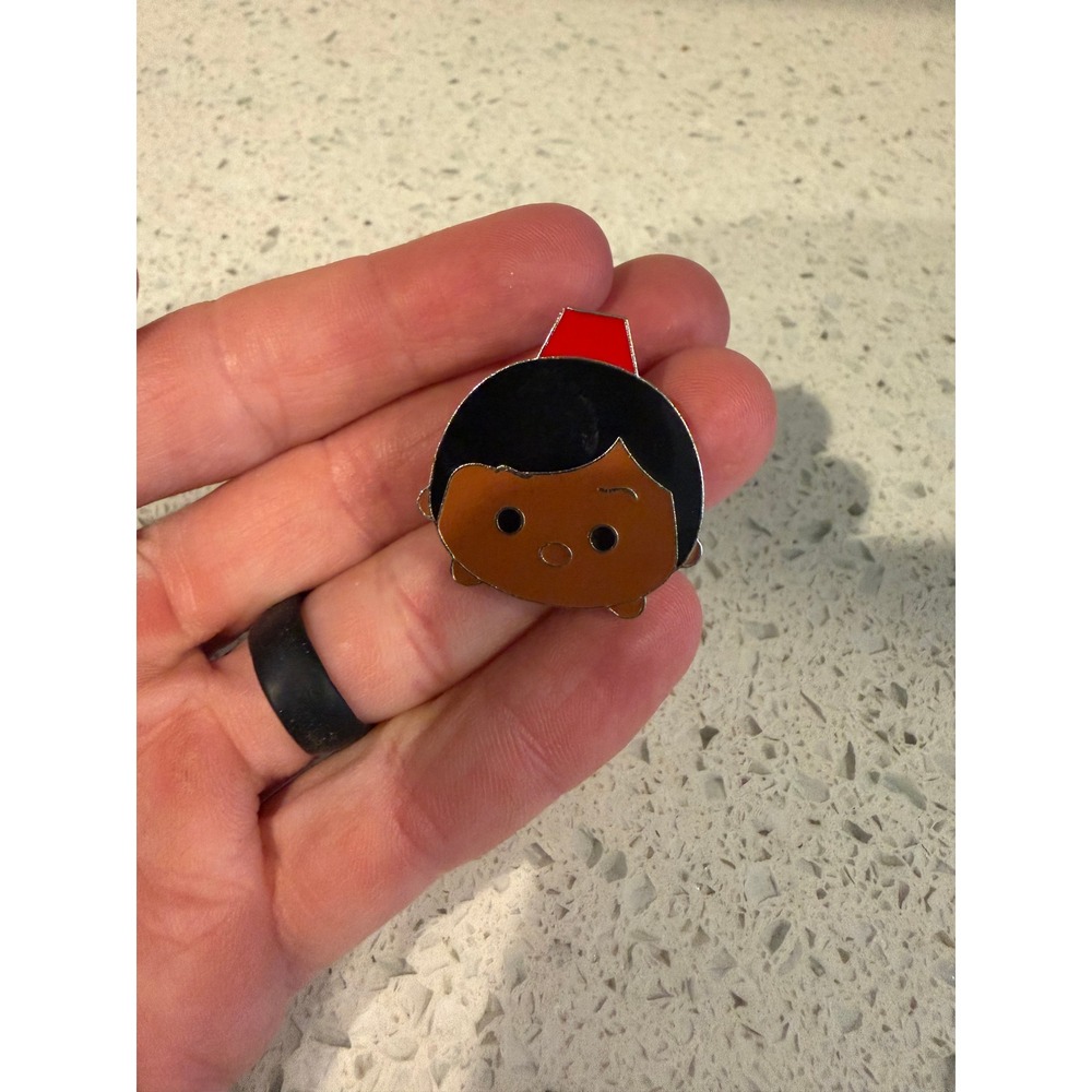 Disney Tsum Tsum Mystery Series 4 Aladdin Pin